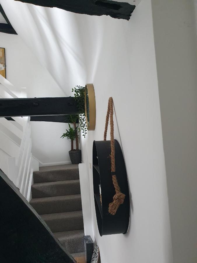 Grade I Listed Luxury Apartment In Hertfordshire Ware Extérieur photo